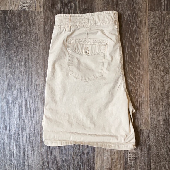 Eddie Bauer shorts! - Picture 2 of 7